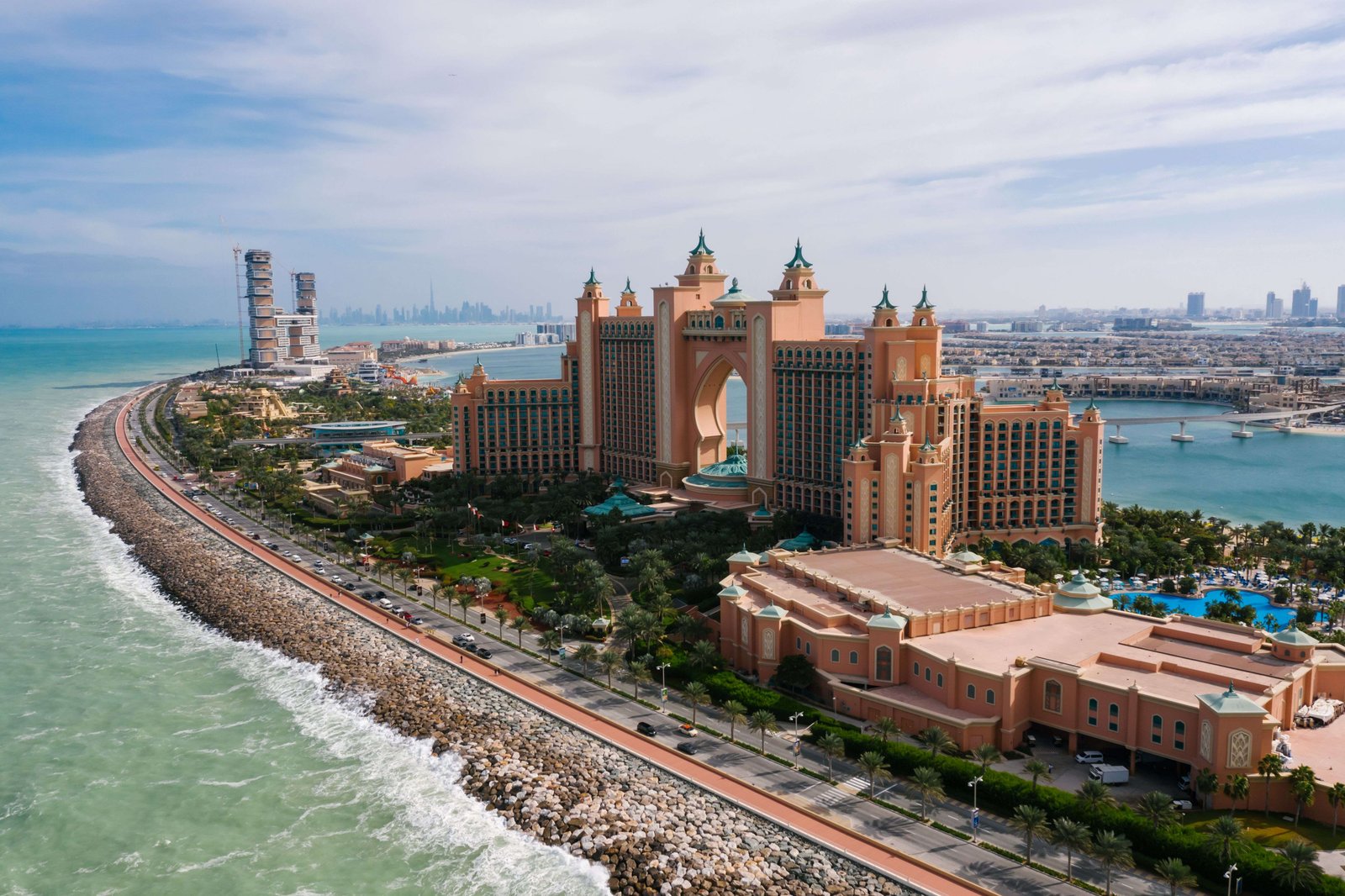 Sustainable Hospitality: Transforming Dubai’s Hotels and Resorts for a Greener Future